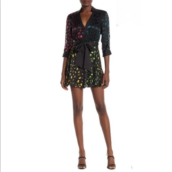 NWT ALICE + OLIVIA V-Neck Mini Shirt Dress